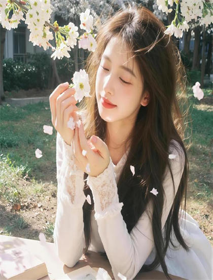 文化分析：《大名府》中的剪辑的节奏控制与叙事技巧 理解文化认同的建构过程